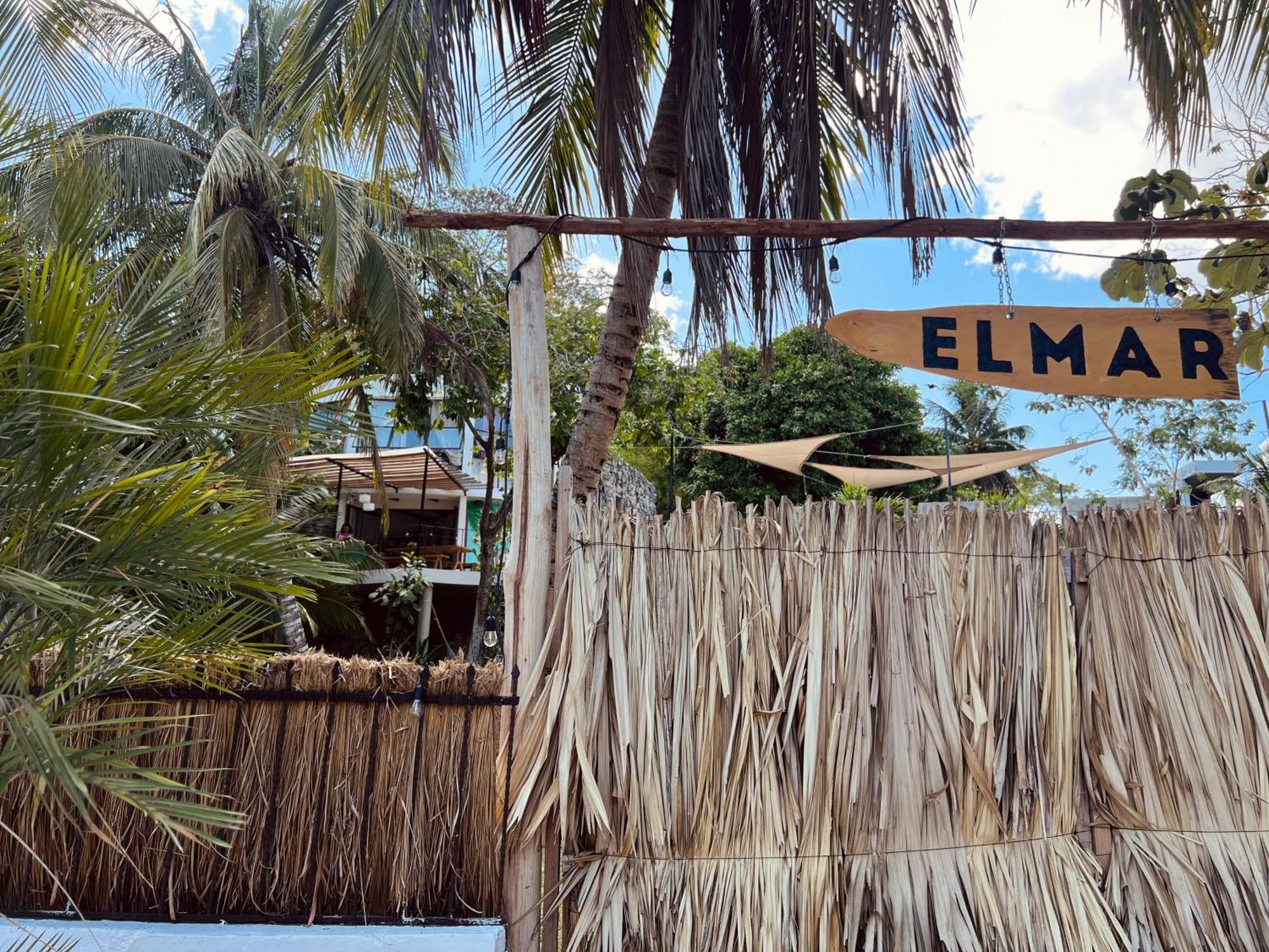 Elmar Hostel Bacalar Exteriör bild